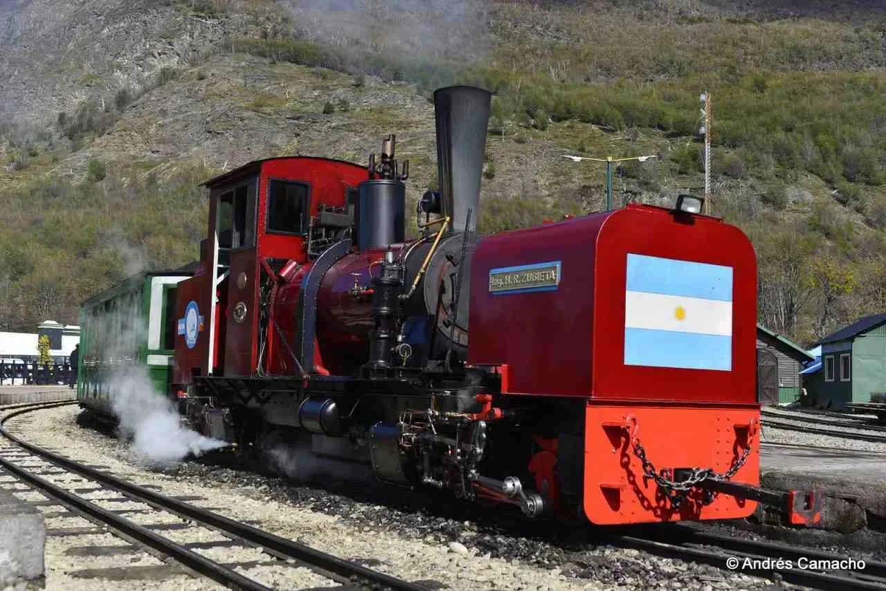 Parque Nacional Tierra del Fuego y Tren del fin del mundo — imagen 1 de 6